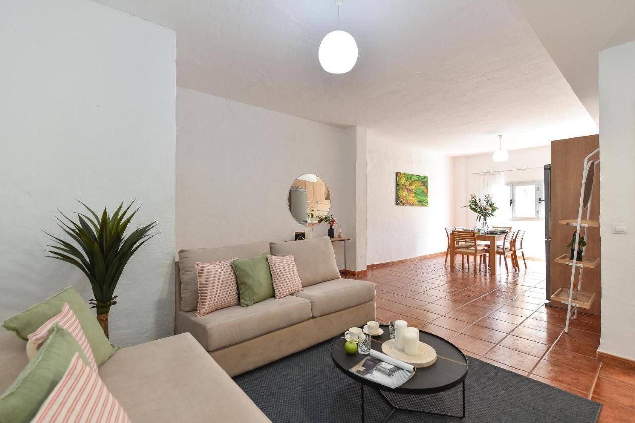 Deluxe En Granel * Cruce de Arinaga